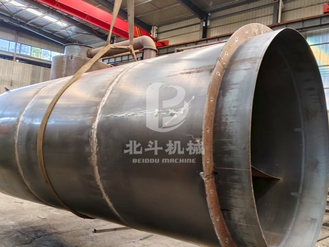 分秒必爭！大型烘干機設(shè)備裝車環(huán)節(jié)火熱推進